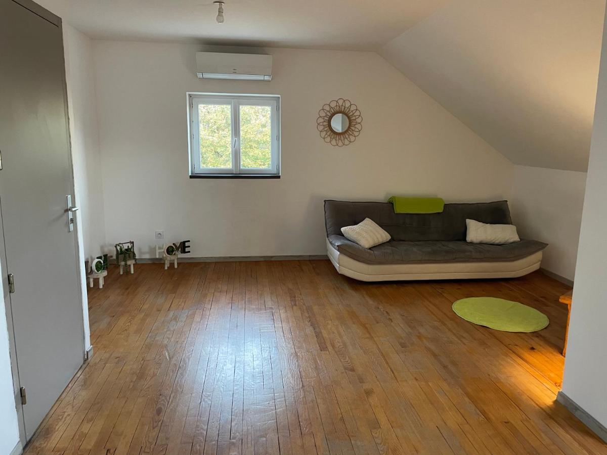 Appartement Cosy Massignieu-de-Rives Exterior foto